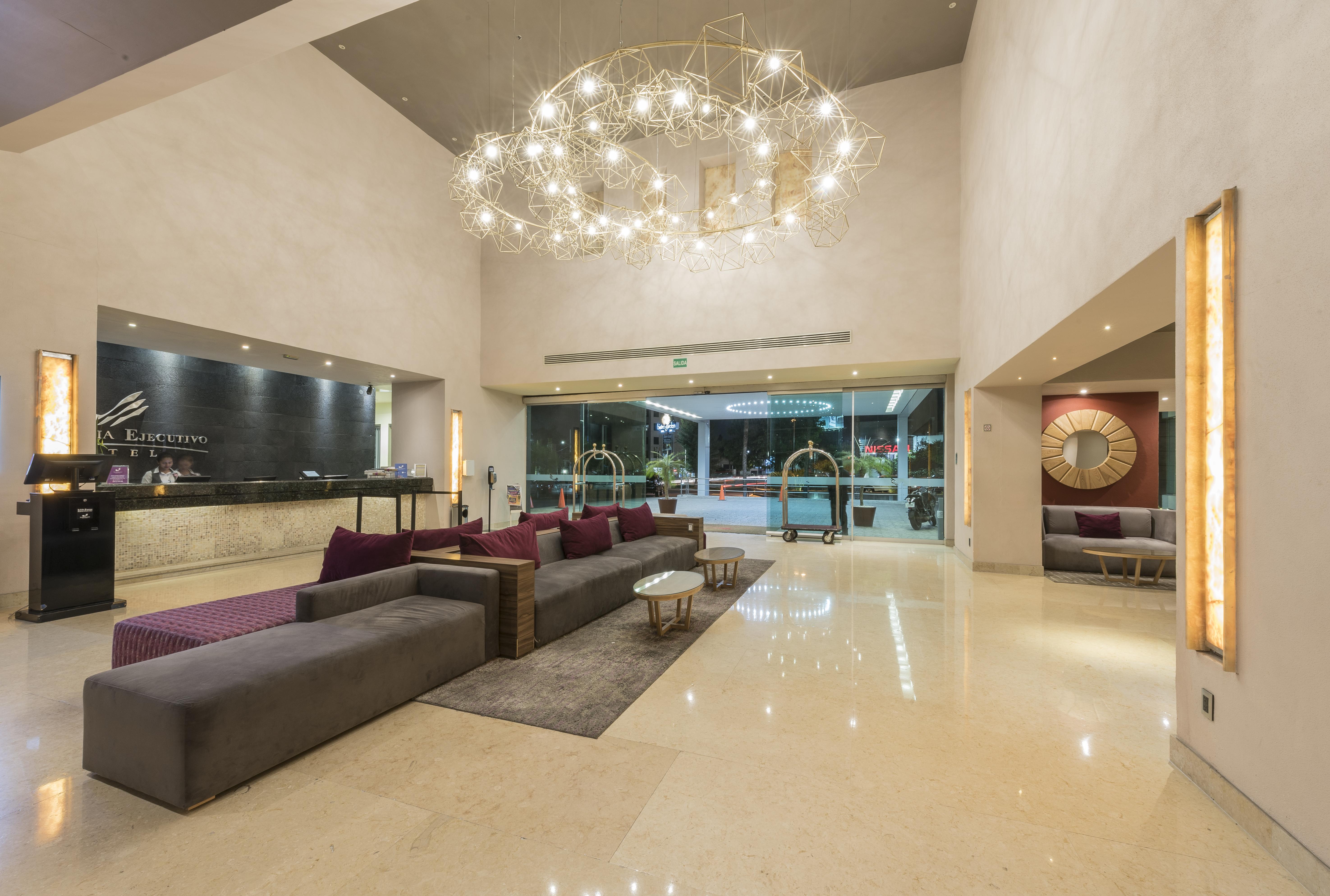 Victoria Ejecutivo Hotel Guadalajara Eksteriør billede