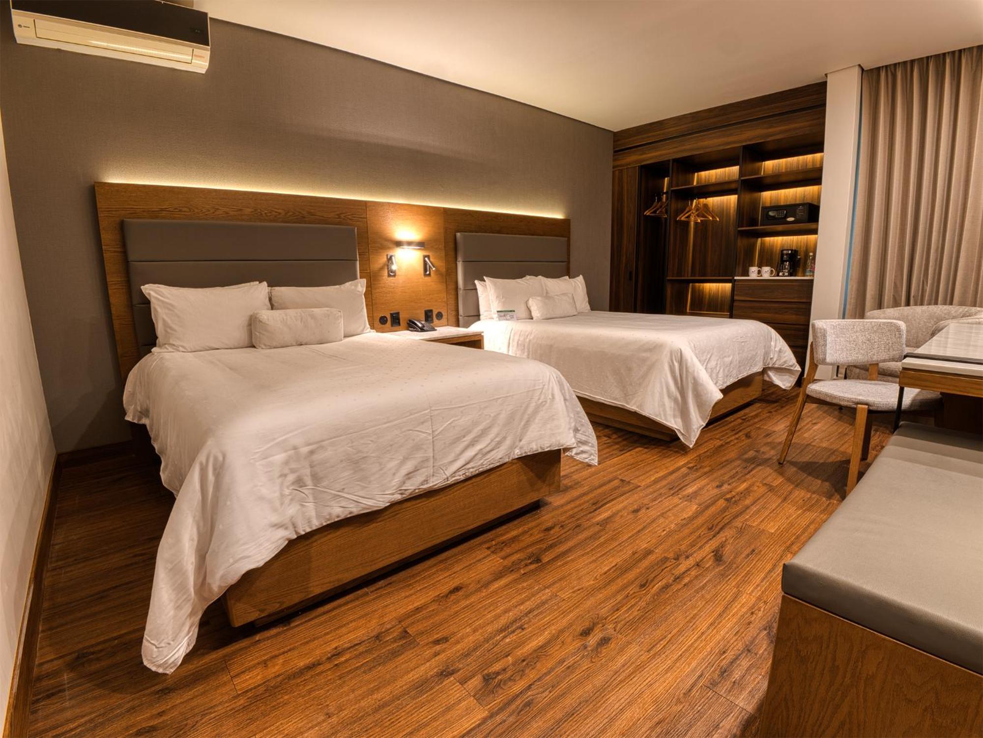 Victoria Ejecutivo Hotel Guadalajara Eksteriør billede